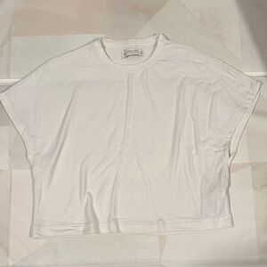 Abercrombie & Fitch White Short Sleeve Tee